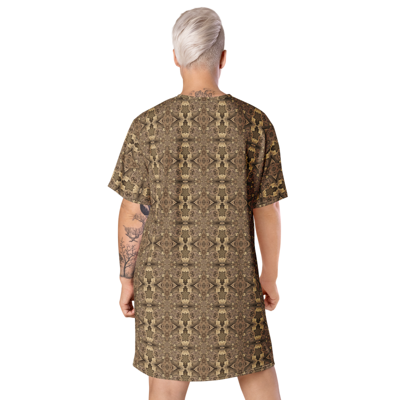 Product name: Recursia Serpentine Dream I T-Shirt Dress. Keywords: Clothing, Print: Serpentine Dream, T-Shirt Dress, Women's Clothing