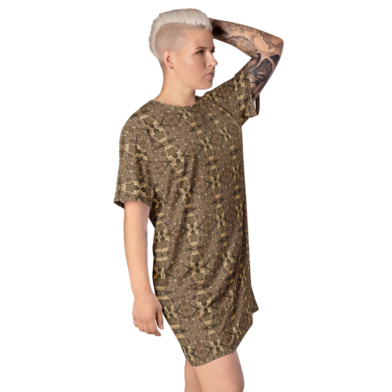 Product name: Recursia Serpentine Dream I T-Shirt Dress. Keywords: Clothing, Print: Serpentine Dream, T-Shirt Dress, Women's Clothing