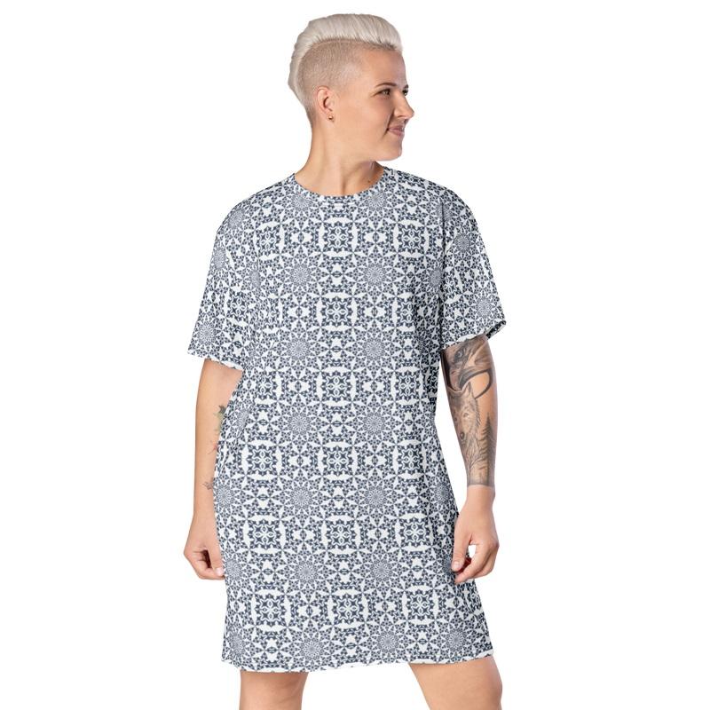 Product name: Recursia Symmetree T-Shirt Dress In Blue. Keywords: Clothing, Print: Symmetree, T-Shirt Dress, Women's Clothing