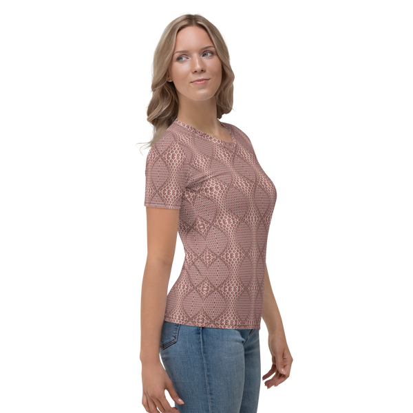 Product name: Recursia Illusions Game Women's Crew Neck T-Shirt In Pink. Keywords: Clothing, Women's Clothing, Women's Crew Neck T-Shirt, Print: llusions Game