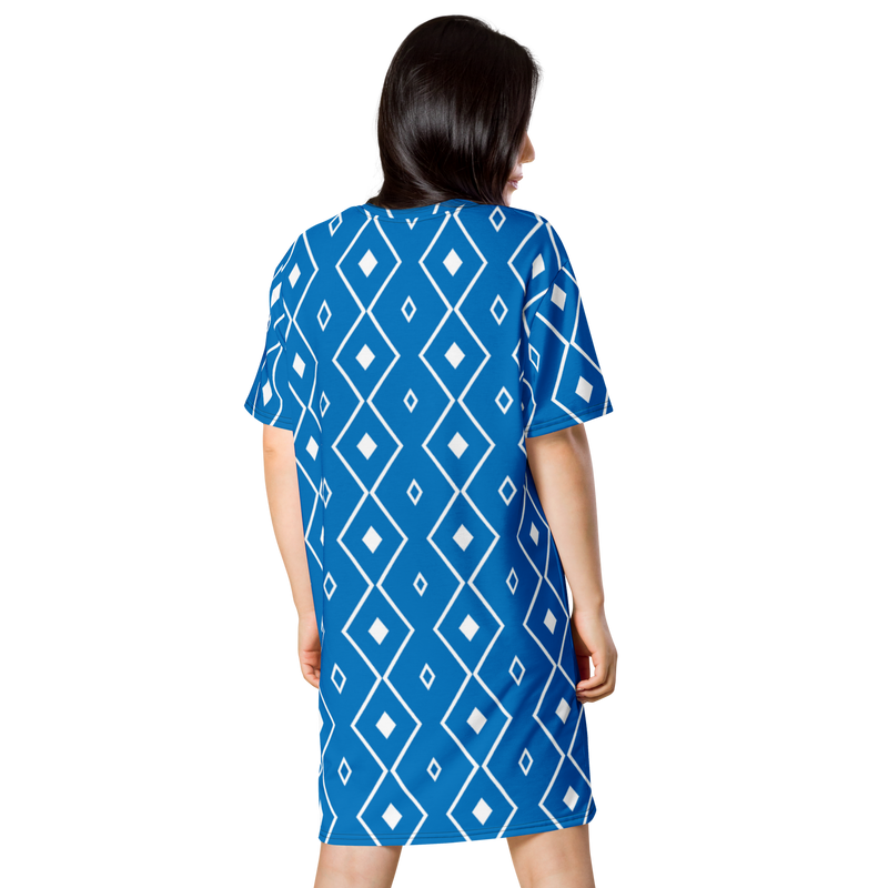 Product name: Recursia Modern MoirÃ© I T-Shirt Dress In Blue. Keywords: Clothing, Print: Modern MoirÃ©, T-Shirt Dress, Women's Clothing