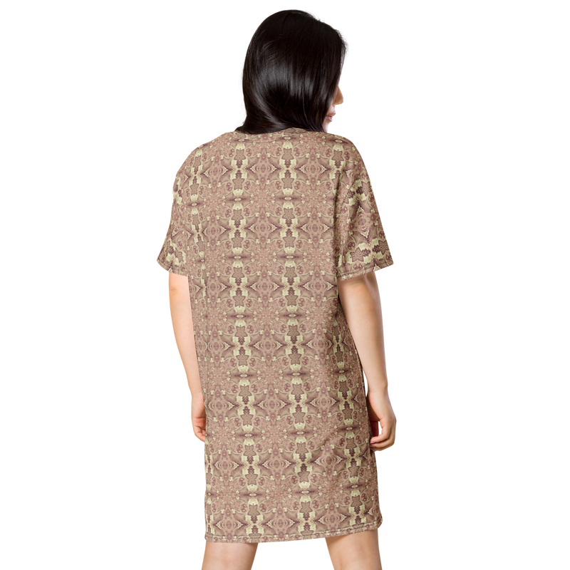 Product name: Recursia Serpentine Dream I T-Shirt Dress In Pink. Keywords: Clothing, Print: Serpentine Dream, T-Shirt Dress, Women's Clothing