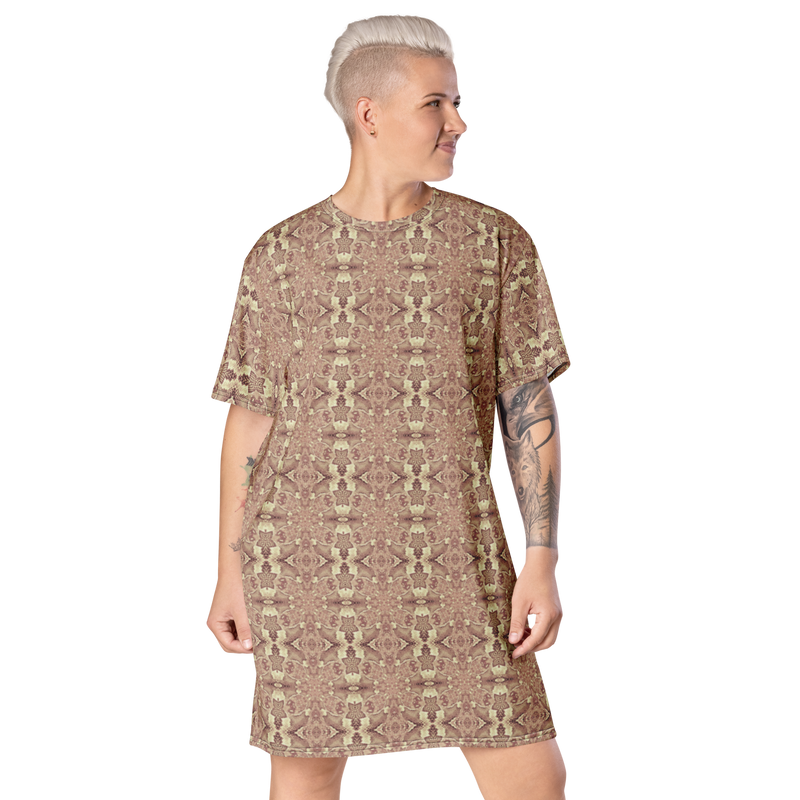 Product name: Recursia Serpentine Dream I T-Shirt Dress In Pink. Keywords: Clothing, Print: Serpentine Dream, T-Shirt Dress, Women's Clothing