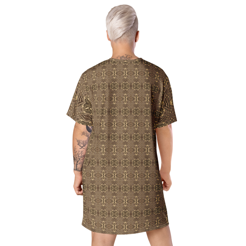 Product name: Recursia Serpentine Dream T-Shirt Dress. Keywords: Clothing, Print: Serpentine Dream, T-Shirt Dress, Women's Clothing