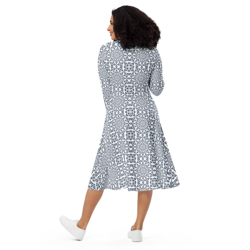 Product name: Recursia Symmetree Long Sleeve Midi Dress In Blue. Keywords: Clothing, Long Sleeve Midi Dress, Print: Symmetree, Women's Clothing